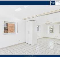 Helle und großzügige Büroflächen über zwei Etagen in Pulheim