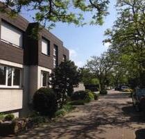 Schöne 2,5-Zimmer-Wohnung mit großer Loggia - Holzwickede