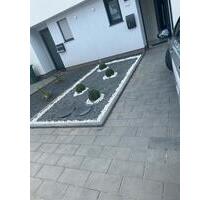 Energieeffizientes Reihenhaus mit Garten & Stellplätzen in Düren
