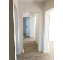 Helle und gemütliche NEU Sanierte 3-Raum Wohnung Narsdorf - Geithain