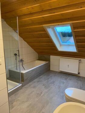 Foto - Großzügige Dachgeschosswohnung mit Balkon zu vermieten in Neusorg