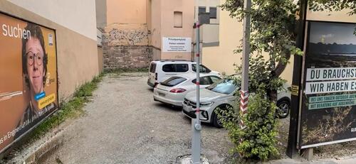 Foto - Autohändler Innenstadt Gewerbe Grundstück Freifläche 200 qm