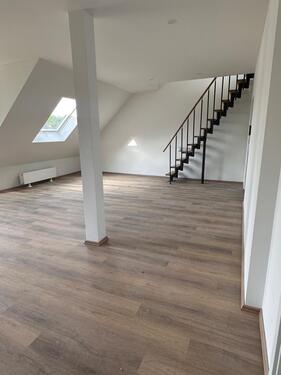 Foto - Neu kernsanierte Maisonettenwohnung – 108 m² mit großem Balkon