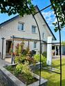 Foto - 6 Zi-Einfamilienhaus mit ausgebautem UG, Sauna und Fitnessraum