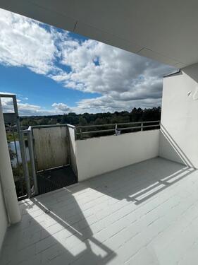 Foto - Zimmer mit Aussicht! Sanierte 1-Zimmer-Wohnung mit Balkon!