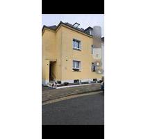 Mehrfamilienhaus ohne Markler - 345.000,00 EUR Kaufpreis, ca.  185,00 m² in Düren (PLZ: 52353) Mariaweiler-Hoven