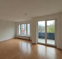 Anfragen NUR per E-Mail. Absolute Seltenheit: 3-Zimmer-Wohnung im 2. OG in der Nähe des Holzhafens in Geestemünde. - Bremerhaven