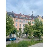 Bezugsfreie Altbauwohnung auf der Schwanthalerhöhe - München Sendling-Westpark