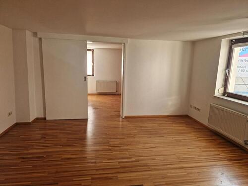 Foto - Modernisierte 1 Zimmer Wohnung in Altbau