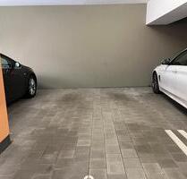 schöne zentral liegende Garage direkt neben Hauptbahnhof in Nürnb - Nürnberg Rabus