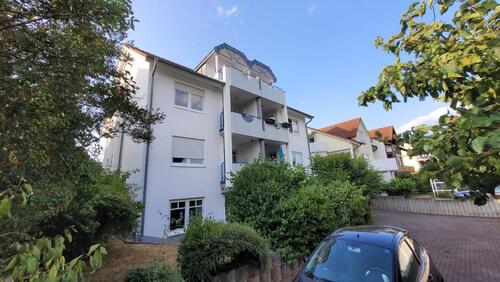 Foto - Stilvolle 2-Zi ETW in 6FH mit Balkon und Garage in Maintal.