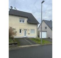 DHH in Breckerfeld - 400.000,00&nbsp;EUR Kaufpreis, ca.&nbsp; 130,00&nbsp;m&sup2; in Breckerfeld (PLZ: 58339)