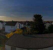 Lichtdurchflutete 2-Zimmer-Dachgeschosswohnung in Walldorf - Mörfelden-Walldorf