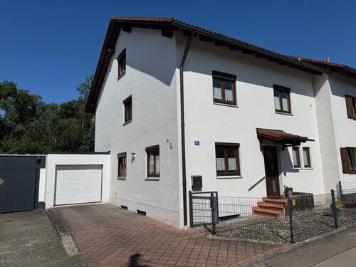 Foto - Platz für die ganze Familie! Doppelhaushälfte mit Blick ins Grüne