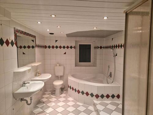 Foto - Wohnung zum Mieten - 750,00&nbsp;EUR Kaltmiete, ca.&nbsp; 120,00&nbsp;m&sup2;