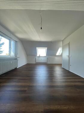 Foto - 3-Zimmer Dachgeschosswohnung in Bi.-Hillegossen – frei ab 01.08.