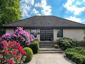 Foto - Einfamilienhaus in Großburgwedel auf großem Sonnengrundstück