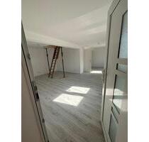 Helle-neu renovierte Wohnung in Nieder-Mockstadt ( Florstadt ) - Altenstadt