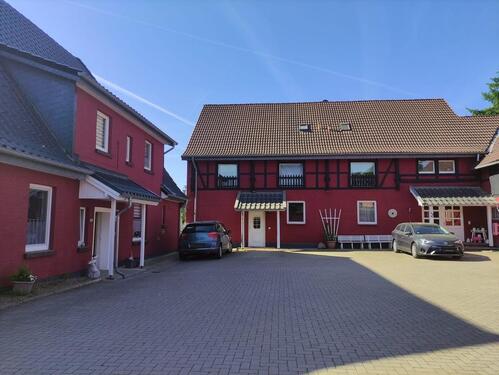 Foto - Schöne 3-Zimmer-EG-Wohnung mit EBK und Terrasse