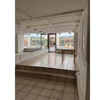 Laden zu Vermieten - 850,00 EUR Kaltmiete, in Waldshut-Tiengen (PLZ: 79761)