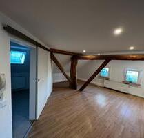 Oberwohnung zu vermieten 3 Zimmer Küche Bad - Blomberg