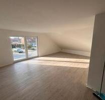 Biete 4 Zimmer Dachgeschoss Wohnung - Sulingen