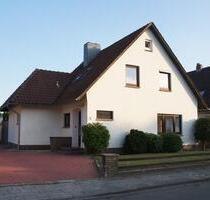 Provisionsfrei - zentrales, kernsaniertes Einfamilienhaus - Bassum