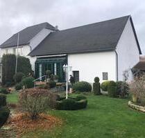 Einfamilienhaus in Müllenbach - 1.300,00&nbsp;EUR Kaltmiete, ca.&nbsp; 180,00&nbsp;m&sup2; in Schuld (PLZ: 53520)