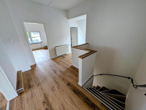 Foto - 1. Bezug Altbauvilla, kernsaniert - OG 81 m2 - neue EBK+Carport