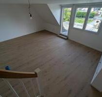 Helle 2,5-Zimmer Maisonette-Wohnung in Hürth mit Dachterasse - Bornheim Helle 2,5-Zimmer Maisonette-Wohnung in Hürth mit Dachterasse - Bornheim