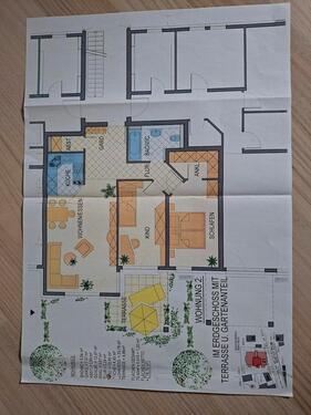 Foto - Gepflegte 3,5 Zi. EG - Whg mit Garten und Tiefgaragenstellplatz