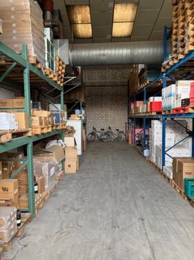 Foto - Lagerhalle zur Untermiete - 700,00 EUR Kaltmiete,