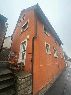 Foto - 3 Familienhaus - 260.000,00&nbsp;EUR Kaufpreis, ca.&nbsp; 120,00&nbsp;m&sup2;