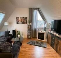 Dachgeschosswohnung ab 01.05.26 zu vermieten - Norderstedt Garstedt