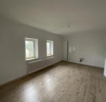Renovierte 1,5-Zimmer-Wohnung mit Wanne in Wilhelmshaven Fedderwardergroden