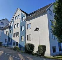 Gemütlich unterm Dach wohnen! - 275,00 EUR Kaltmiete, in Limbach-Oberfrohna (PLZ: 09212)