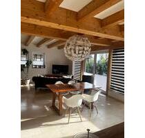 Haushälfte 5-Zimmer-Wohnung mit Garten über 2 Etagen - Lehre