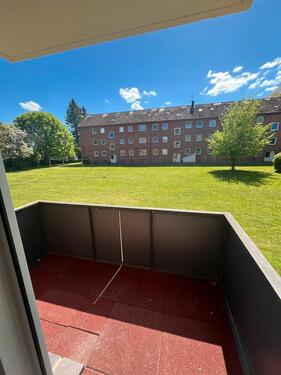 Foto - Kleine 3-Zimmer-Wohnung (57qm) im Erdgeschoss frei!