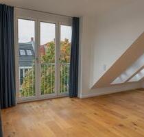 Penthouse-Maisonette-Wohnung mit 17m² Dachterrasse, EBK und begehbarer Kleiderschrank - Berlin Lichtenberg