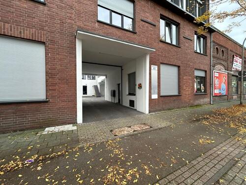 Foto - Sicherer Arbeits- & Lagerraum für Gewerbe & Künstler usw…