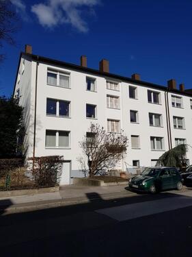 Foto - 5-Zimmer-Wohnung mit Balkon + 2 Gärten