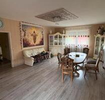 Wohnung - Saarbrücken - 3ZKB - 900,00&nbsp;EUR Kaltmiete, ca.&nbsp; 100,00&nbsp;m&sup2; in Saarbrücken (PLZ: 66115) West