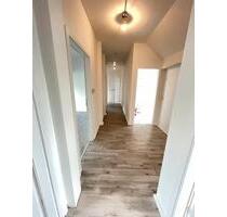 4-Zimmer DG-Wohnung mit Spitzboden Zentral gelegen ab sofort 73qm - Wuppertal Elberfeld