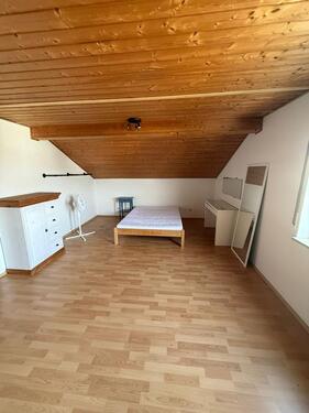 Foto - Gemütliche DG-Wohnung – ideal für Einzelperson oder Azubi