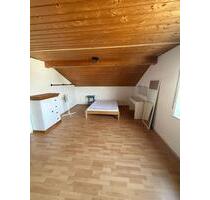 Gemütliche DG-Wohnung – ideal für Einzelperson oder Azubi - Kirchham