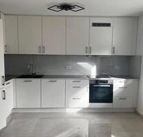 Moderne 3-Zimmer Wohnung mit Terrasse ab April frei! - Wuppertal Brill