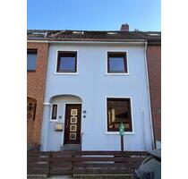 Reihenhaus mit großem Potenzial in Bremen-Walle