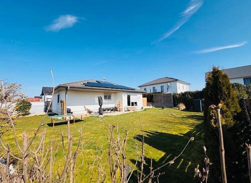 Foto - Bungalow Laupheim Bihlafingen - 499.999,00&nbsp;EUR Kaufpreis, ca.&nbsp; 118,00&nbsp;m&sup2;