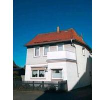 Wohnhaus mit Nebengebäude - 89.000,00&nbsp;EUR Kaufpreis, ca.&nbsp; 100,00&nbsp;m&sup2; in Liebenburg (PLZ: 38704)