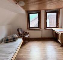 Möblierte WG-Zimmer - 345,00&nbsp;EUR Kaltmiete, ca.&nbsp; 32,00&nbsp;m&sup2; in Clausthal-Zellerfeld (PLZ: 38678)